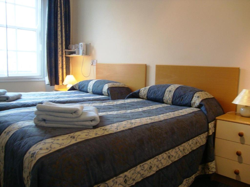 Clock Tower Hotel Ексетър Стая снимка